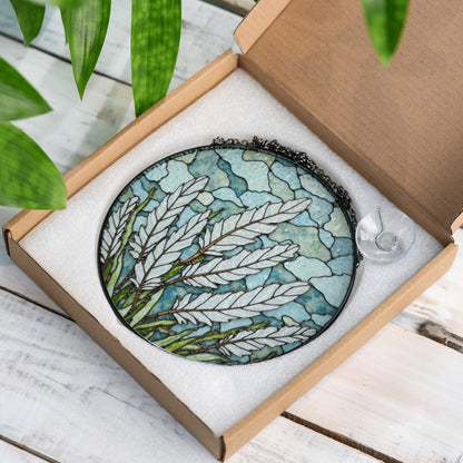 Leaf-Themed Stained Glass Suncatcher with Natural Green Tones for Home Decor and Gift Giving
