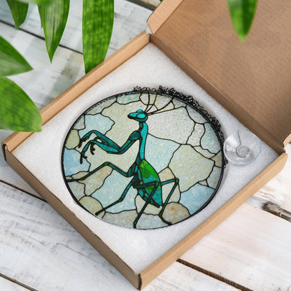 Green praying mantis glass art round suncatcher stained insect decor gift for nature lover dad