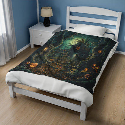 Halloween Throw Blanket Decor, Soft Blanket, Halloween Decor, Cozy Holiday Custom Fall Party Gift, Beautiful Unique Gothic Horror Print