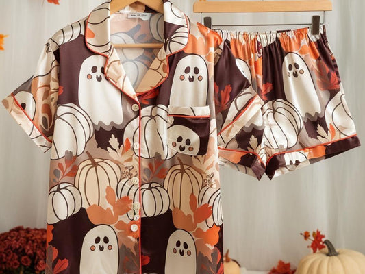 Cute Ghosts and Pumpkins Satin Pajamas Set, Ghost Pajamas, Halloween Pajamas, Fall Aesthetic Pajamas, Cozy Autumn Pajamas, Spooky Season Pjs