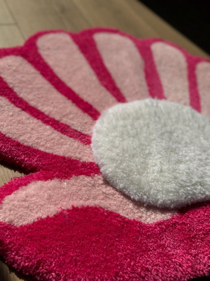 Handmade 3D Pearl Shell Tufted Rug Pink Aesthetic Seashell Floor Mat for Bedroom Bathroom Vanity Area Decor Soft Carpet 70x65cm Gift Idea