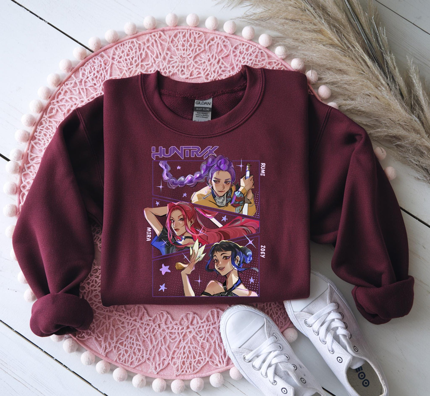 Huntrix Girls Shirt,Kpop Demon Hunters T-shirt,Vintage Huntrix Shirt,Huntrix Fan Shirt Gift,Rumi Zoey Mira Graphic Shirt,Kpop Huntrix