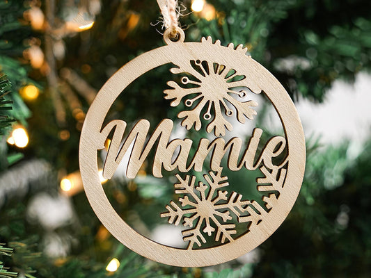 Personalized Wooden Christmas Ornaments, with Custom Family Names, Unique Holiday Gifts, Family Christmas Ornament,Laser Cut Name Ornament