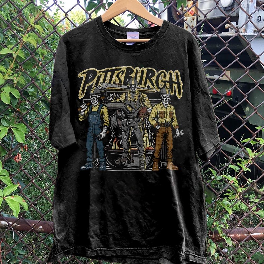 Pittsburgh Football Skull Vintage Shirt, Gift For Fan Football Game Day Unisex Shirt