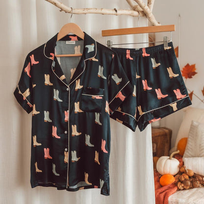 Cowboy Boot Satin Pajamas Set, Texas Boots Style Pajamas, Western Pajamas, Cowboy Pajamas, Cowgirl Boots Pajamas, Girly Matching Pajamas Set