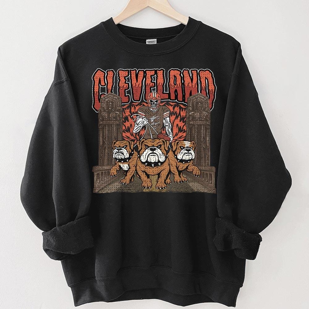 Cleveland Football Skull Vintage Shirt, Gift For Fan Football Game Day Unisex Shirt