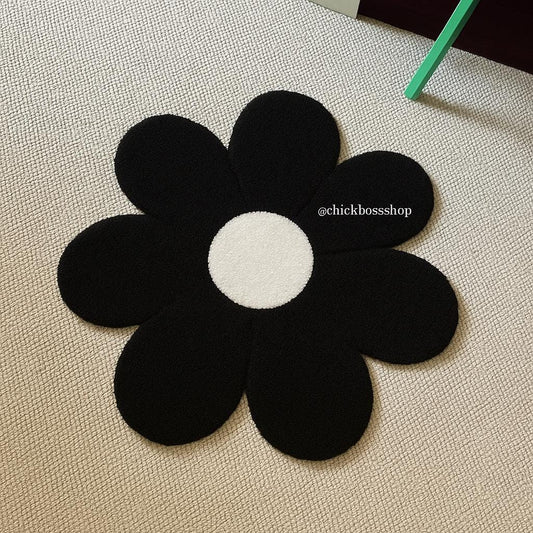 Black White Flower Tufted Rug - Boho Home Decor Tufting - Retro Style Aesthetic Handmade Tufted Rugs