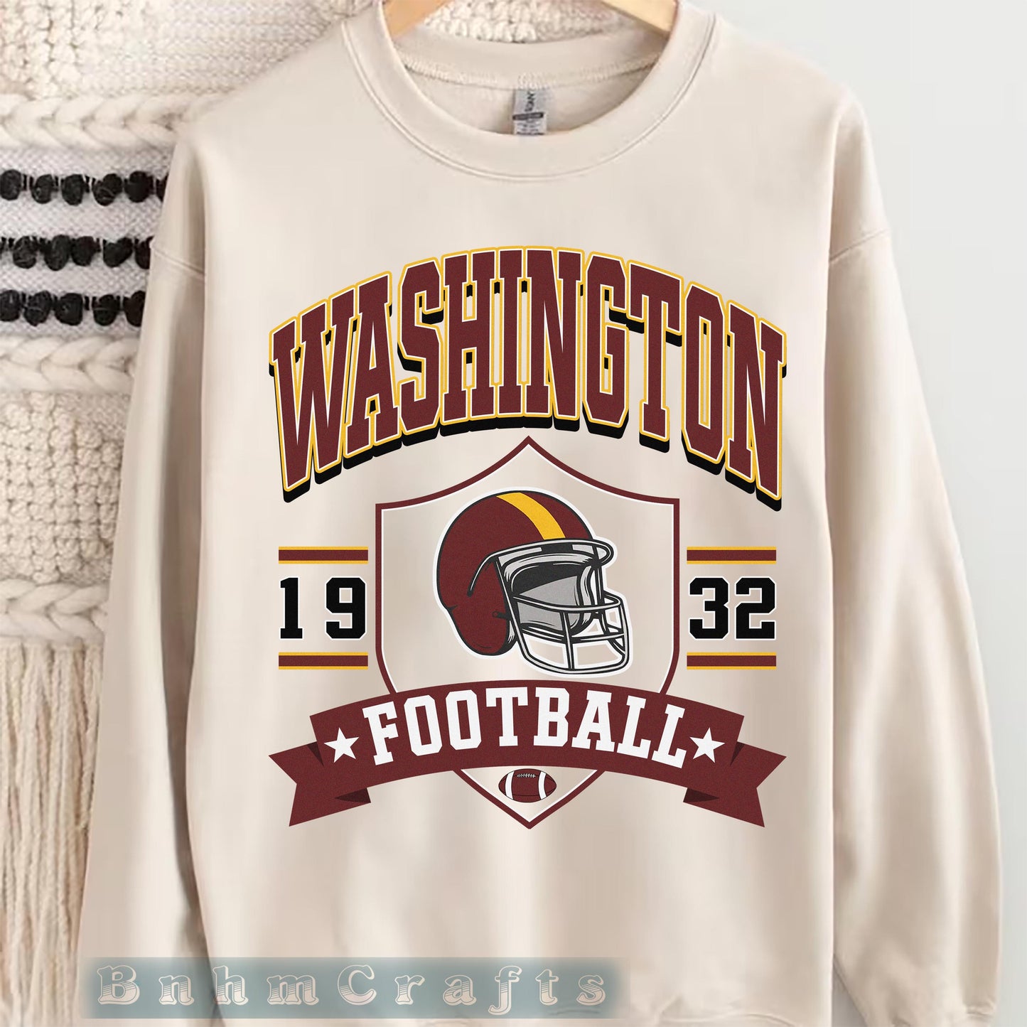 Washington Football Vintage Style Sweatshirt, Washington Football Crewneck, Washington Football T-shirt, Washington Fan Gifts Tee