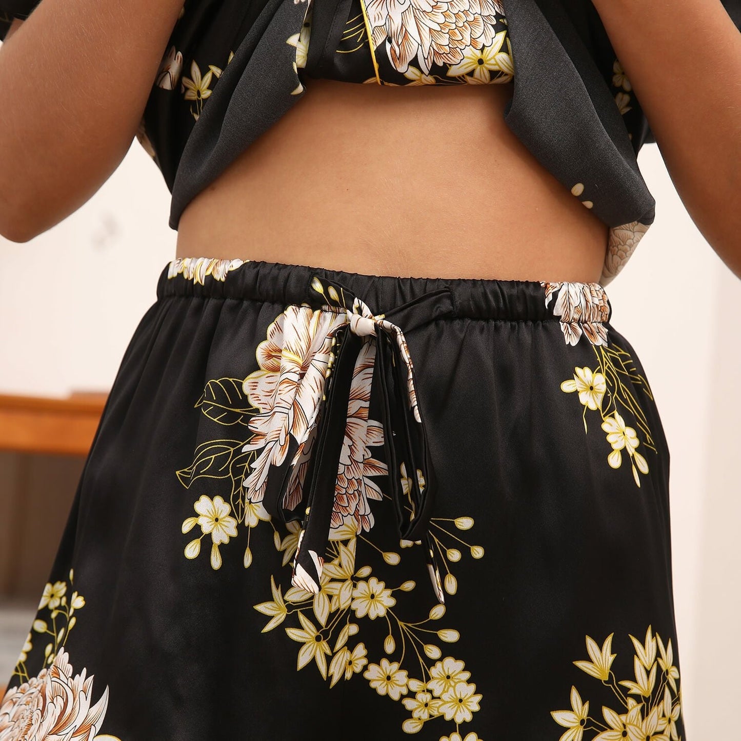 Womens Floral Print Silk Pajama Set Contrast Piping Silk Pajamas