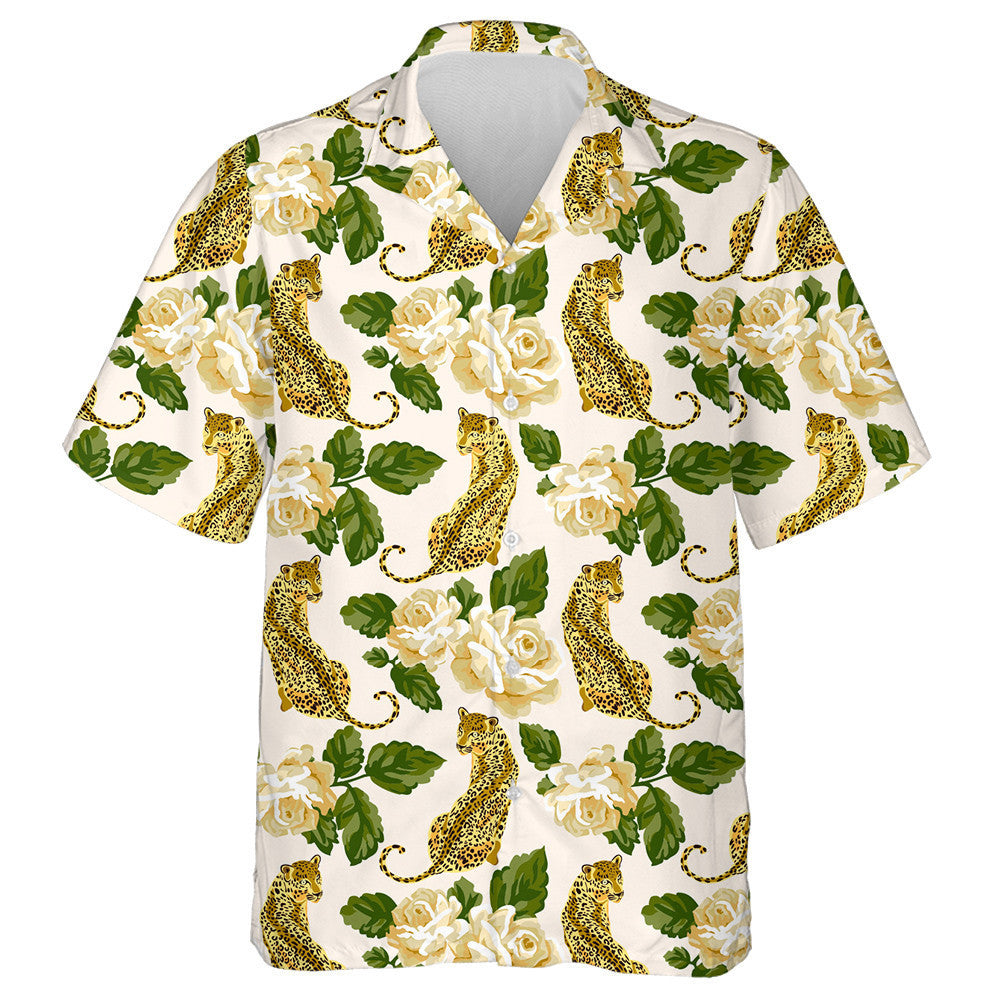 Pastell Rosen und wilde Leoparden auf weißem Hintergrund Hawaii-Shirt, Hawaii-Shirt Geschenk, Weihnachtsgeschenk