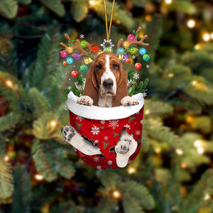 Basset Hound In Snow Pocket Christmas Ornament Flat Acrylic Dog Ornament,Christmas Shape Ornament, Happy Christmas Ornament, Christmas Ornament Gift, Christmas Gift, Christmas Decoration