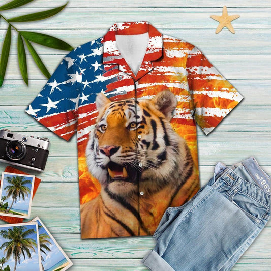 Awesome Portrait Of Tiger With Grunge Usa Flag Pattern Hawaiian Shirt, Hawaiian Shirt Gift, Christmas Gift