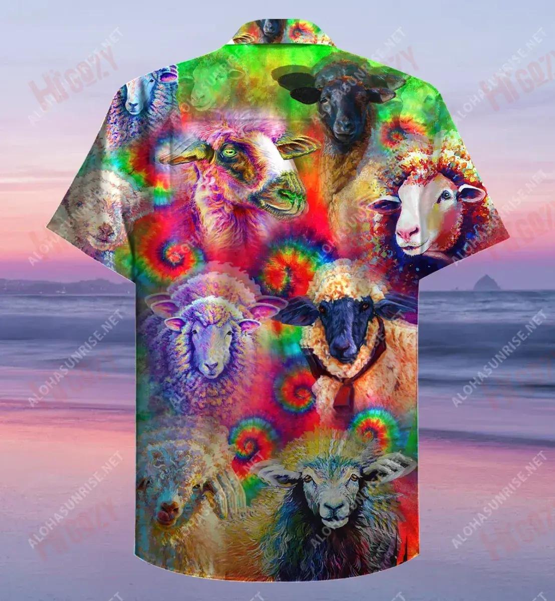 Colorful Sheeps Unisex Hawaiian Shirt Ocean Short Sleeve Hawaiian Crazy Shirts Hawaiian Shirts For Men, Hawaiian Shirt Gift, Christmas Gift