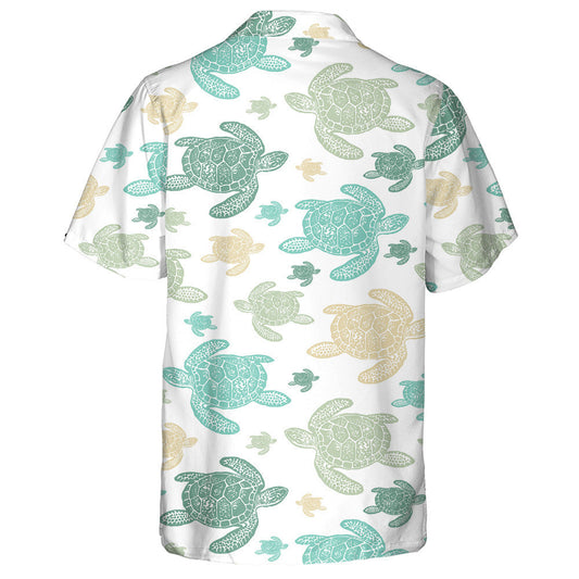 Realistischer Stil von Meeresschildkröten auf weißem Hintergrund Hawaiihemd, Hawaiihemd Geschenk, Weihnachtsgeschenk