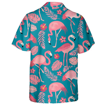 Rosa Flamingos in verschiedenen Posen mit tropischen Blättern Hawaiihemd, Hawaiihemd Geschenk, Weihnachtsgeschenk