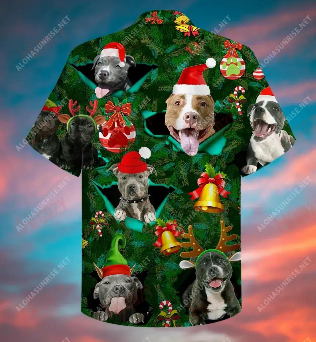 Merry Pit-Mas Pit Bull Short Hawaiian Shirt Hobbies Tropical Shirts Best Hawaiian Shirts Funny Hawaiian Shirts, Hawaiian Shirt Gift, Christmas Gift