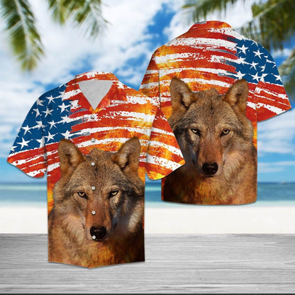 Awesome Wild Wolf Portrait On Usa Flag Pattern Hawaiian Shirt, Hawaiian Shirt Gift, Christmas Gift