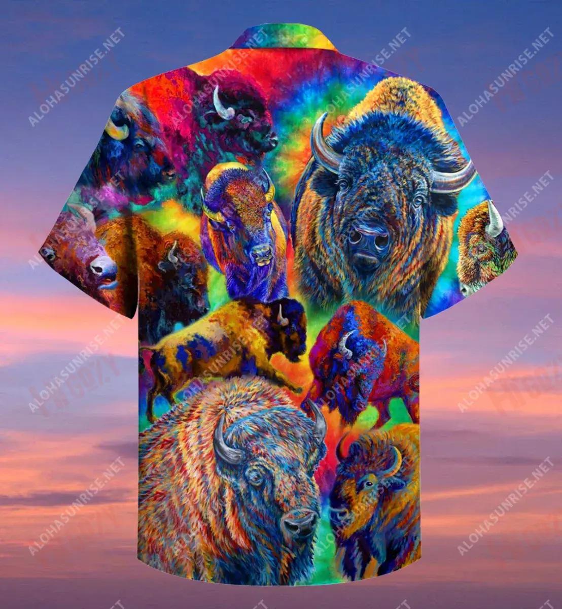 Colorful Bisons Unisex Hawaiian Shirt Hobbies Short Sleeve Hawaiian Crazy Shirts Hawaiian Shirts For Men, Hawaiian Shirt Gift, Christmas Gift