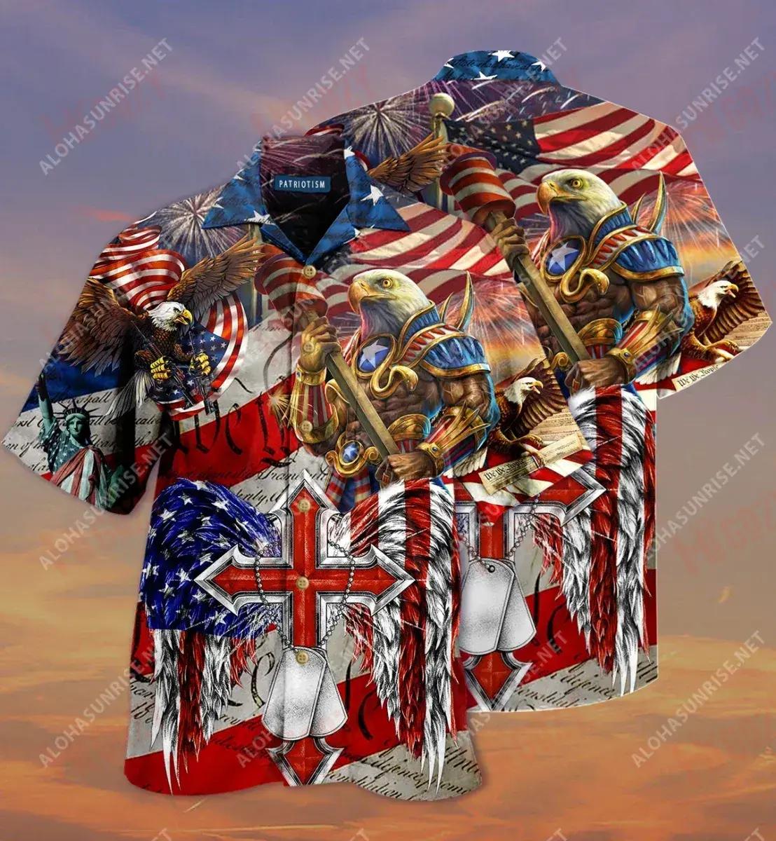 Eagles Patriotism America Short Hawaiian Shirt Summer Hawaiian T Shirts Hawaiian Crazy Shirts Hawaiian Shirts For Men, Hawaiian Shirt Gift, Christmas Gift