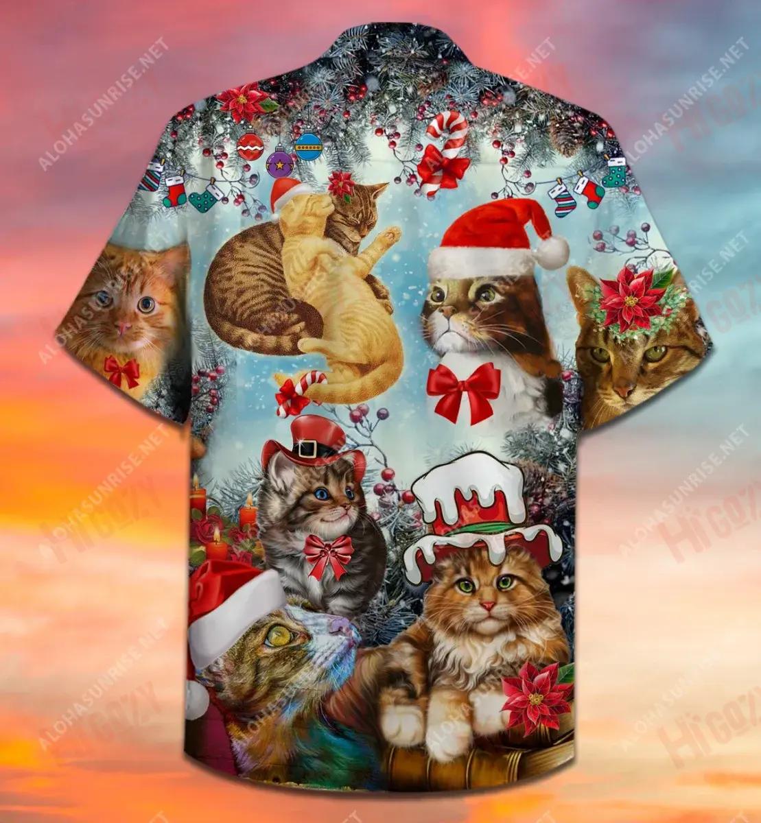 Omg Christmas Cats Short Hawaiian Shirt Vacation Hawaiian T Shirts Hawaiian Crazy Shirts Hawaiian Shirts For Men, Hawaiian Shirt Gift, Christmas Gift