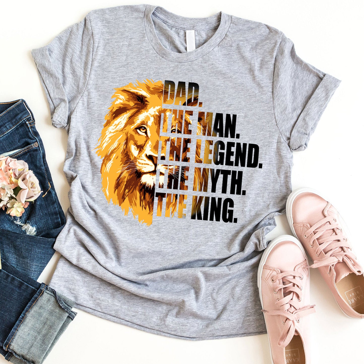 Dad the man the myth the legend the kings Lion Father's day T-shirt