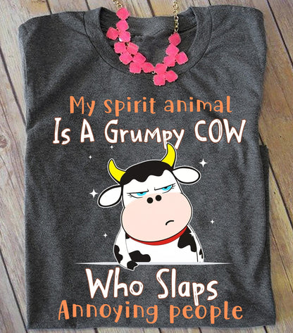 Mein Geist Tier ist eine mürrische Kuh, die nervige Menschen schlägt Tee Kuh T-Shirt