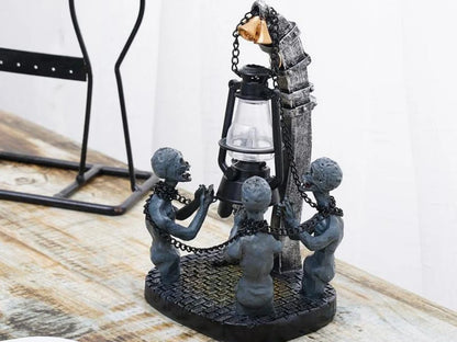 Novelty Bloodborne Lamp Halloween Party Supplies Four-Skull Statue Creative Shape Horror Zombie Chain Light Art Figurines