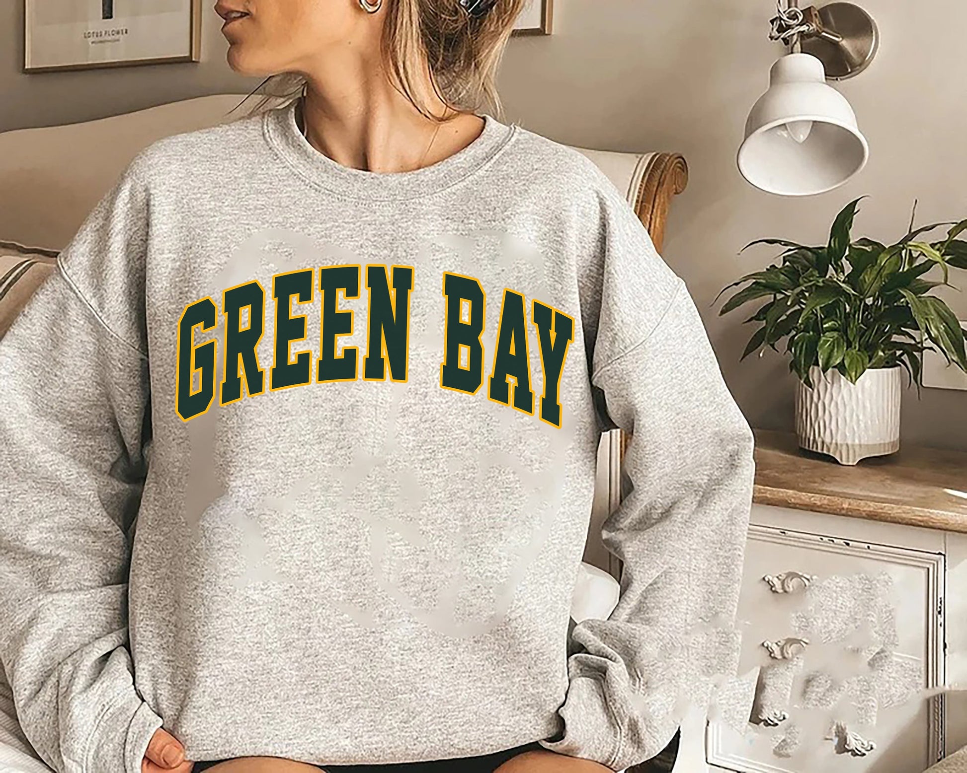 Retro Green Bay Football Gift, Vintage Green Bay Crewneck Sweatshirt, Green Bay Football Sweater, Green Bay Football Shirt, Sunday Football