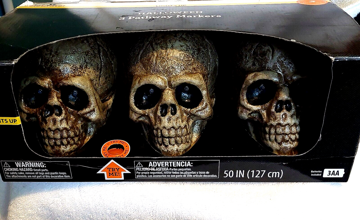 Celebrate Halloween Set of 3 Skull Pathway Markers Flashing Lights and Sound