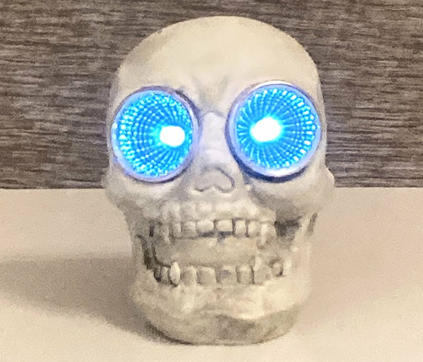Cement Skull LED Solar Light Collectible Halloween Decorations
